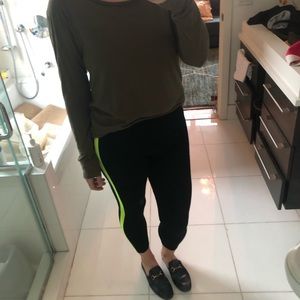 Sz 2. (Medium) Sundry camo green long Sleeve